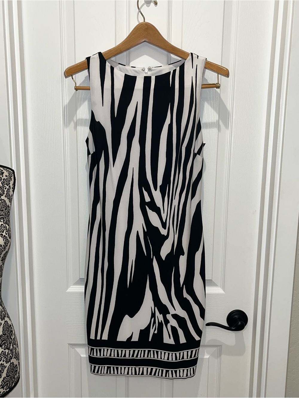 Cache Black and White Zebra-Print Sleeveless Midi Dress